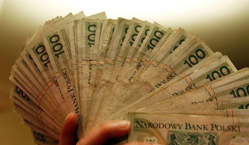 Średnie zarobki burmistrza