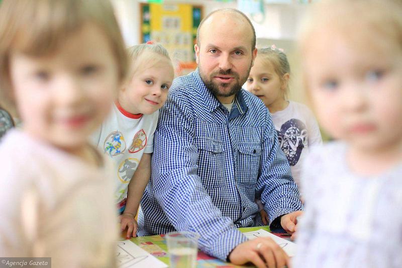 Czynniki wpływające na zarobki przedszkolanek