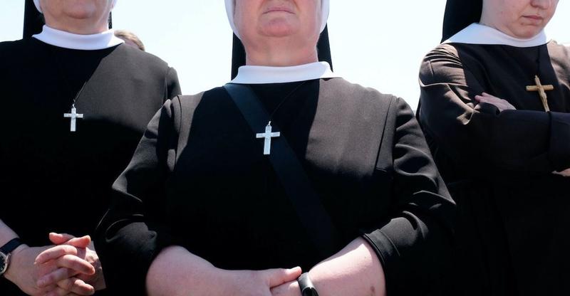 Porównanie zarobków zakonnic w różnych krajach