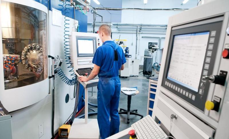 Zarobki programistów 2023