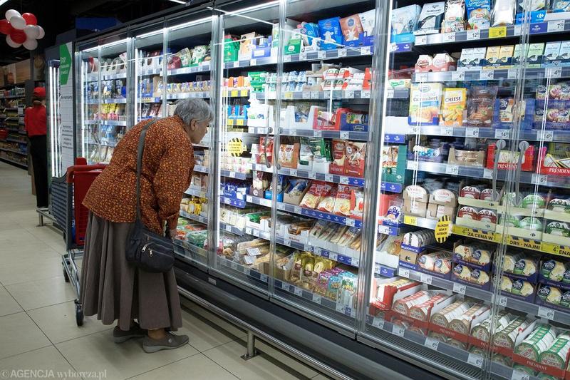 Prognozy cen usług transferu danych