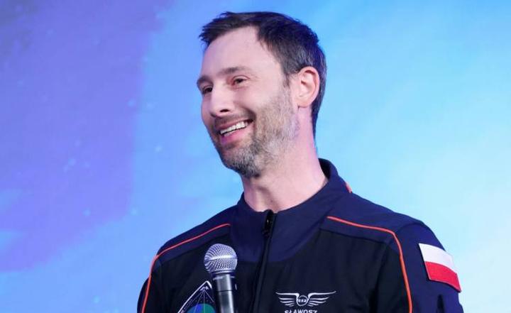 Zarobki astronautów