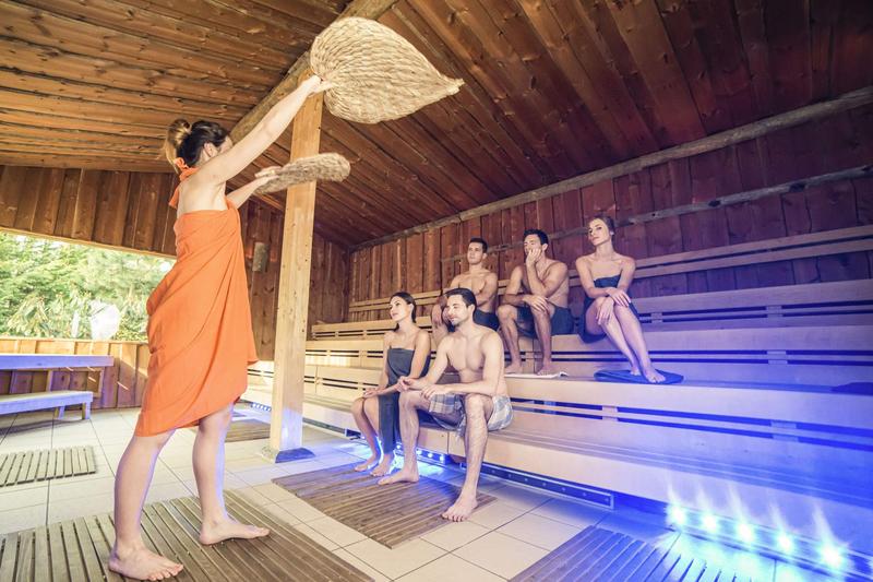 Lokalizacja i doświadczenie a zarobki saunamistrza