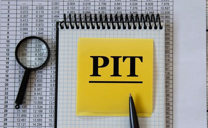 Zarobki dyrektora przedszkola w Polsce