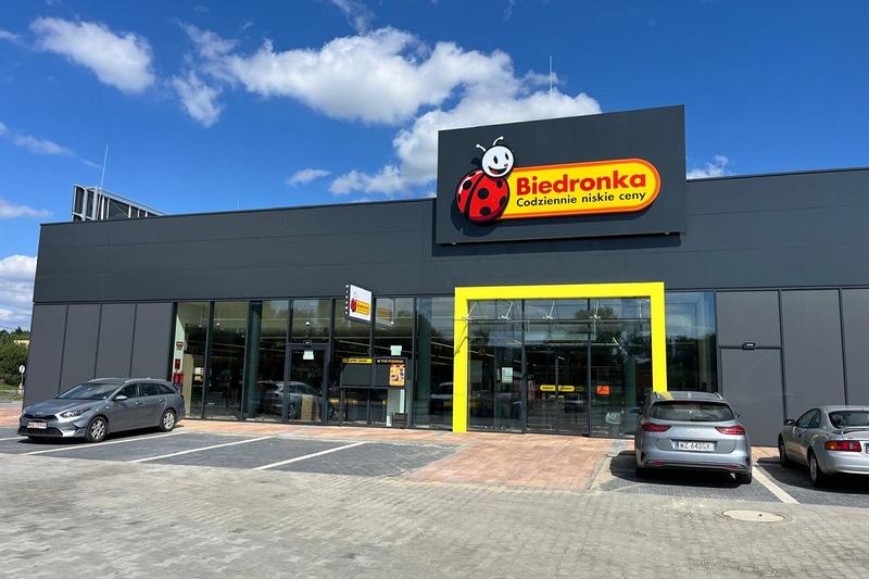 Aktualne zarobki kasjerów Biedronka