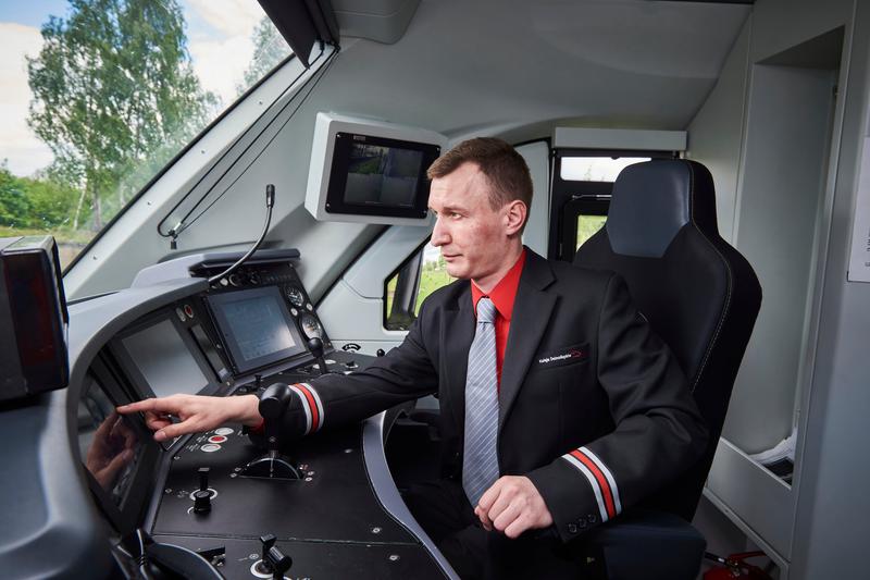 Czynniki wpływające na pensję maszynisty