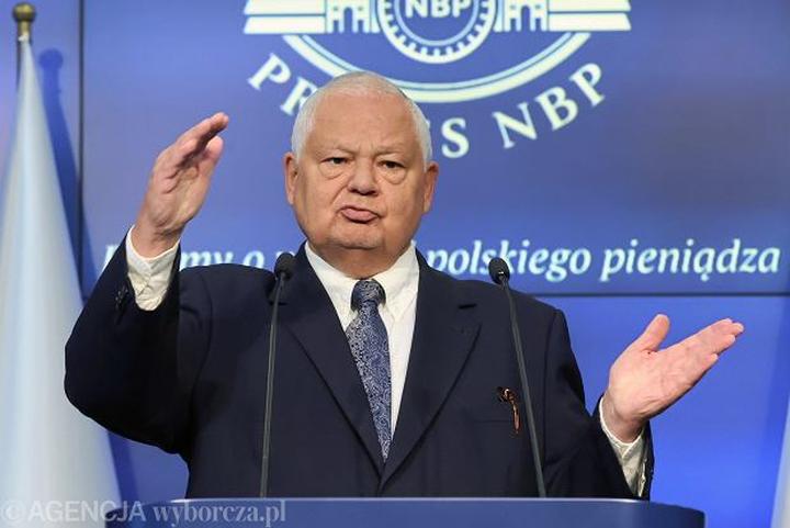 Porównanie pensji w instytucjach publicznych