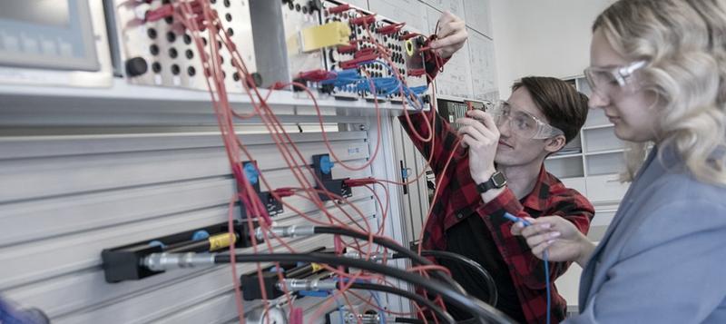 Wynagrodzenia w branży elektrycznej