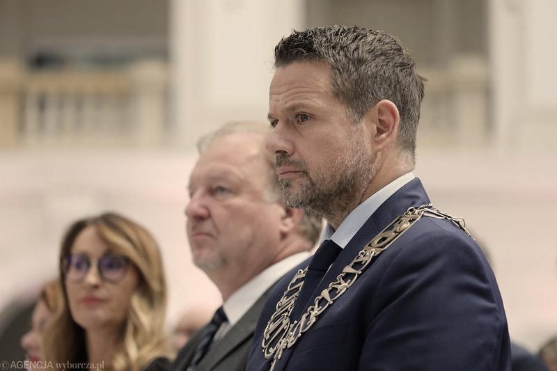 Porównanie zarobków prezydentów