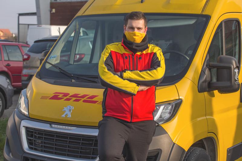 Praca kuriera DHL