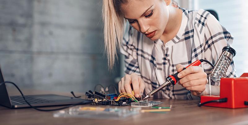 Wynagrodzenie w elektronice