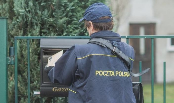 Ile zarabia listonosz? Aktualne stawki i pensja na tym stanowisku