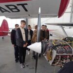 Ile zarabia mechanik lotniczy? średnie zarobki i stawki w branży