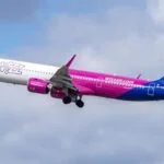Ile zarabia stewardessa w Wizz Air? średnie zarobki i dodatki